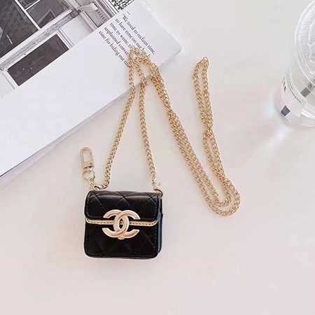 AirpodsProケース 金具ロゴ付き chanel