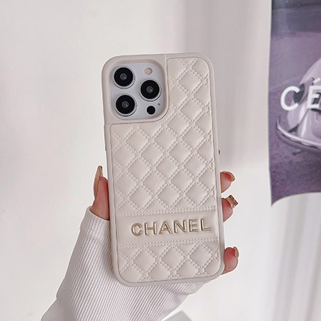 chanel iphone 15プロ max カバー 