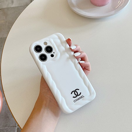 アイホン14 chanel スマホケース 