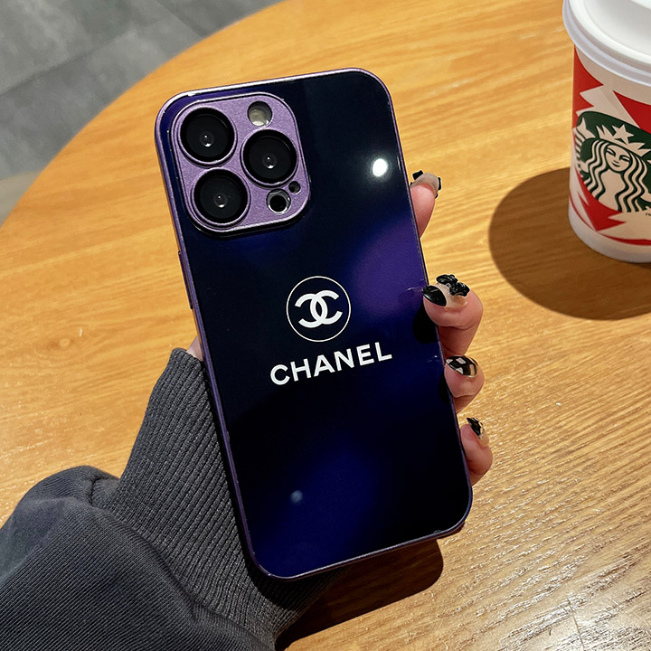 光沢感iphone13 プロマックスchanelスマホケース