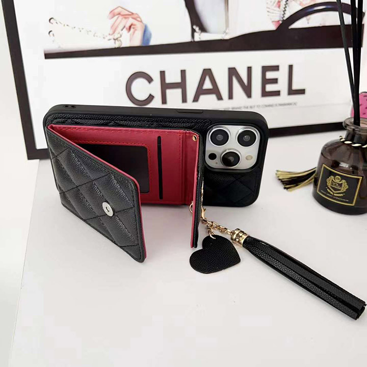 ブランド chanel風 iphone15プラス スマホケース 