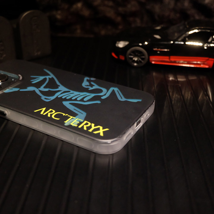 ハイブランド カバー iphone 14プロ max Arcteryx 