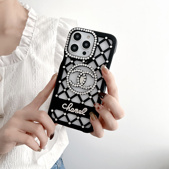 iphone 15plus chanel カバー 